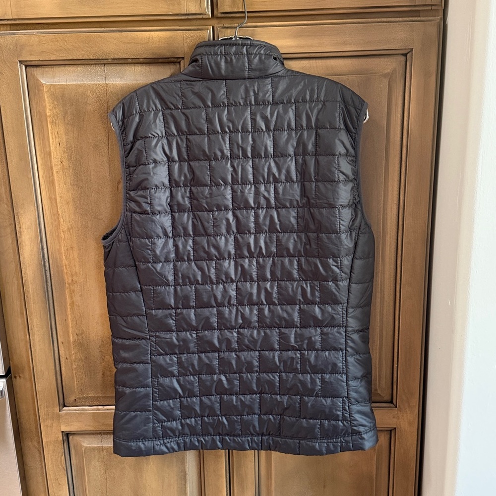 Patagonia Men's Nano Puff Vest - Picture 7 of 13